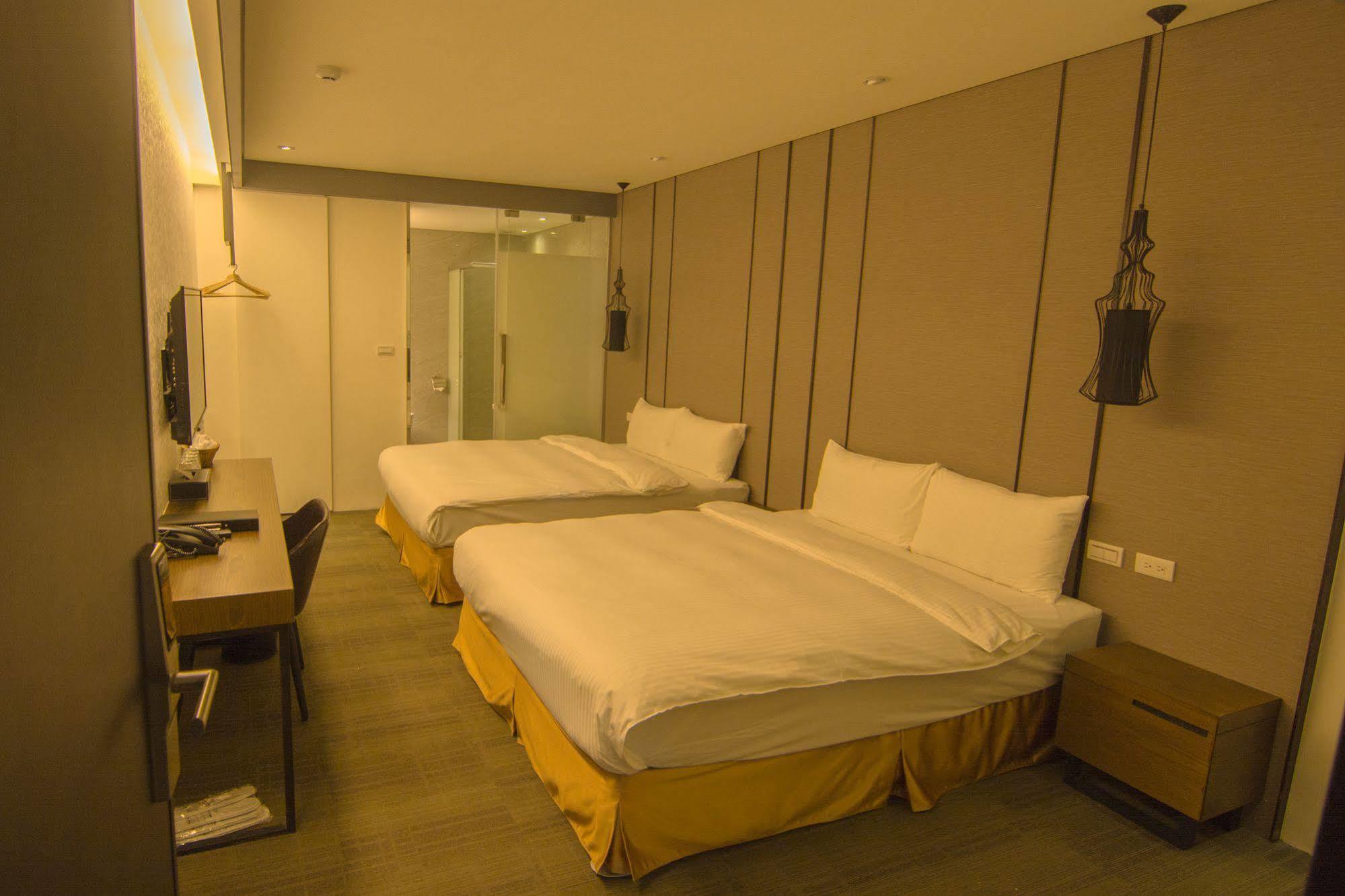 โรงแรมโอ2 ไทเป เมนสเตชั่น ภายนอก รูปภาพ